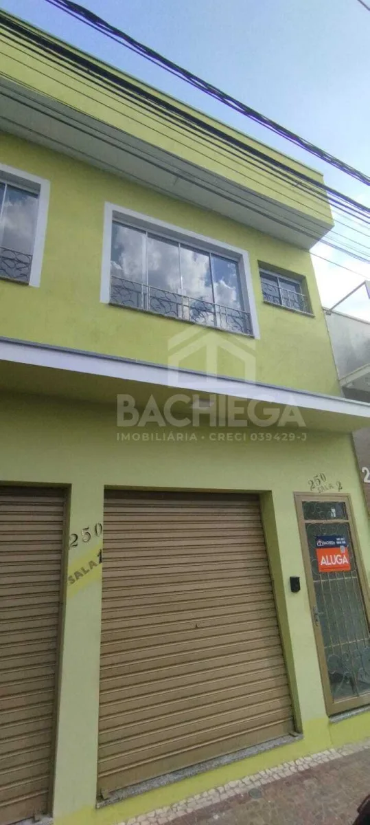 Salão - Avenida Pio XII - Centro