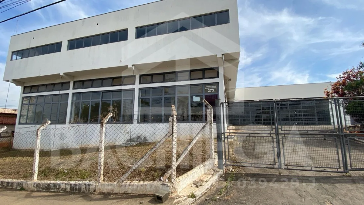 Barracão Comercial - Centro