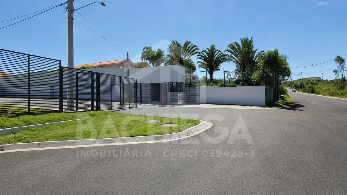 Casa condomínio Safira
